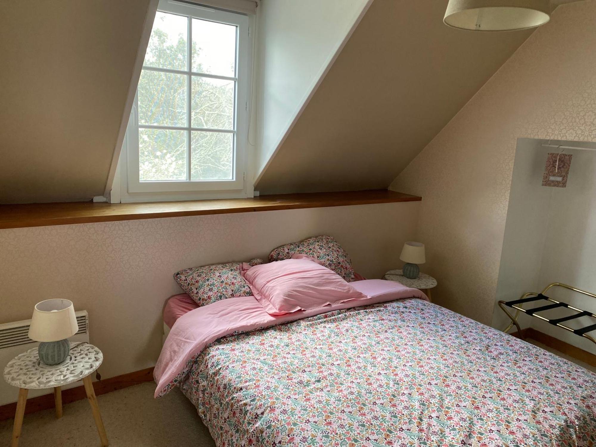 Chambre De Rose - Le Refuge Des Parachutistes - En Bordure Du Marais Neuville-au-Plain Bagian luar foto